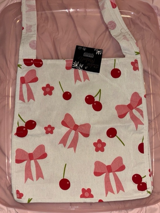 Source Unknown Handbags - Tote Bag Bundle
